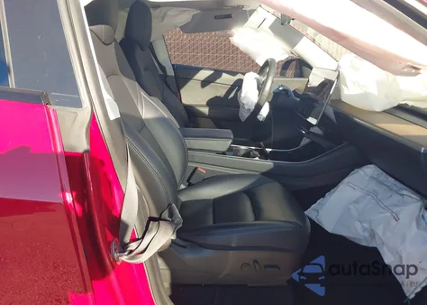 2020 Tesla Model Y Long Range Dual Motor All-Wheel Drive z USA, uszkodzony, nr VIN 5YJYGDEE7LF022478